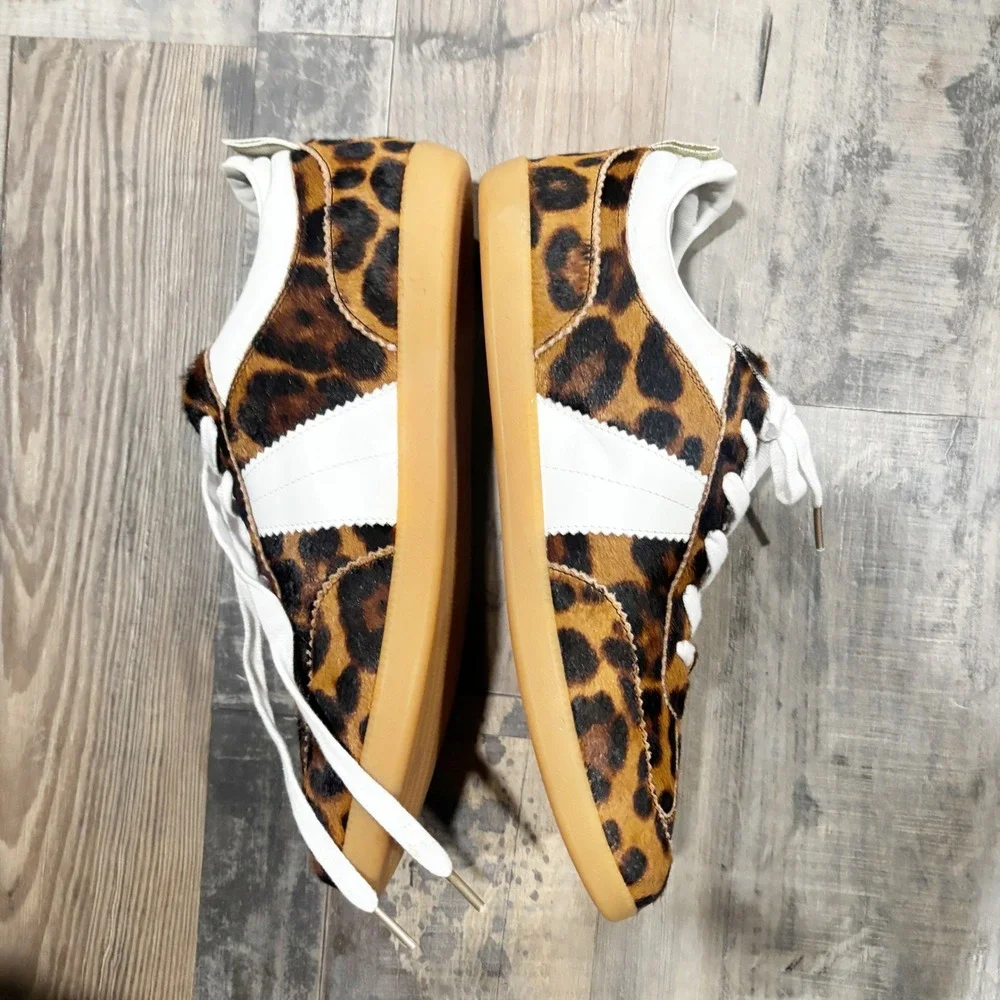 Boden Leopard‎ Print Fur Sneakers Women Size 42 White Stripe Lace Up Fashion